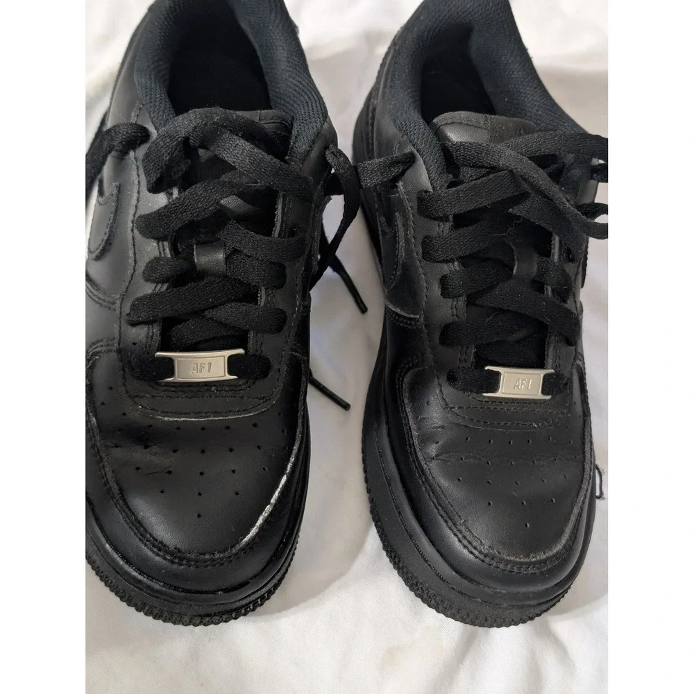 Nike Air Force 1 Low Triple Black Kids Sneakers FV5951-001 Size 3.5Y